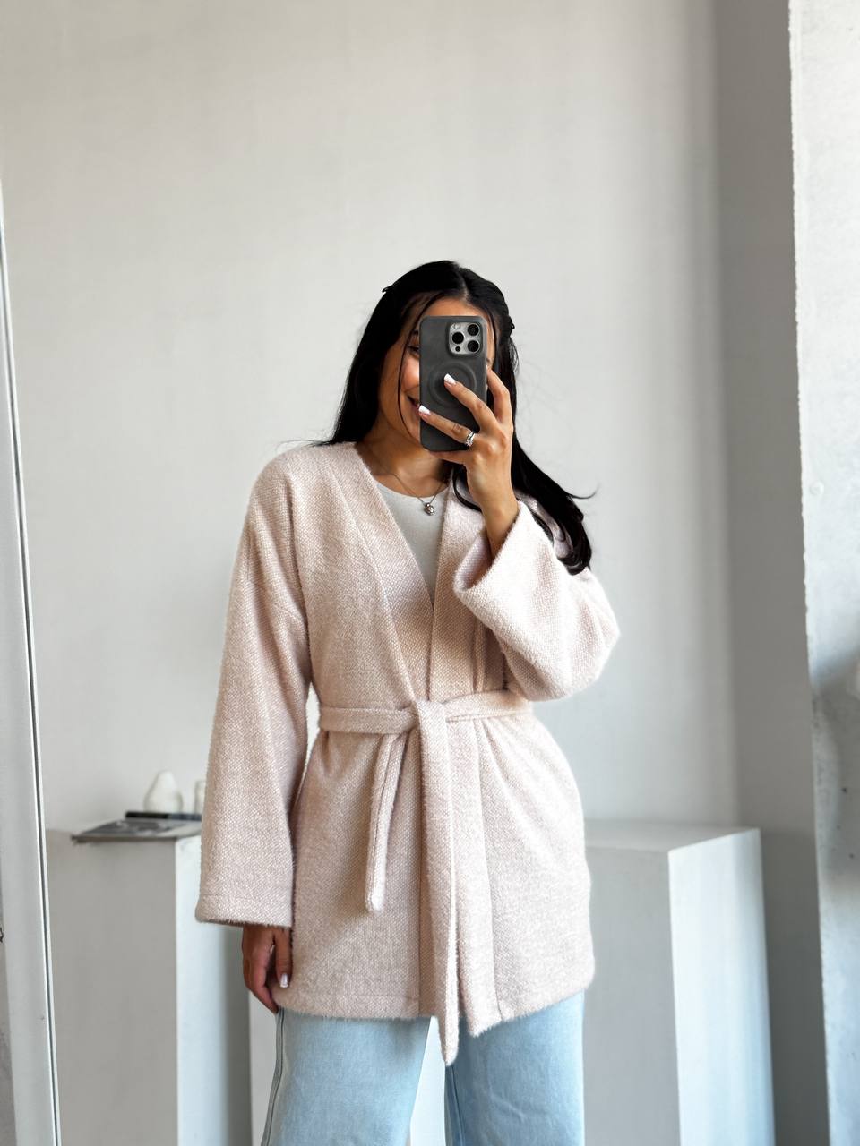 Знижки кардіган альпака
Наймодніший в сезоні Кардіган на запах,з карманами,
Артикул: GARNA-965705