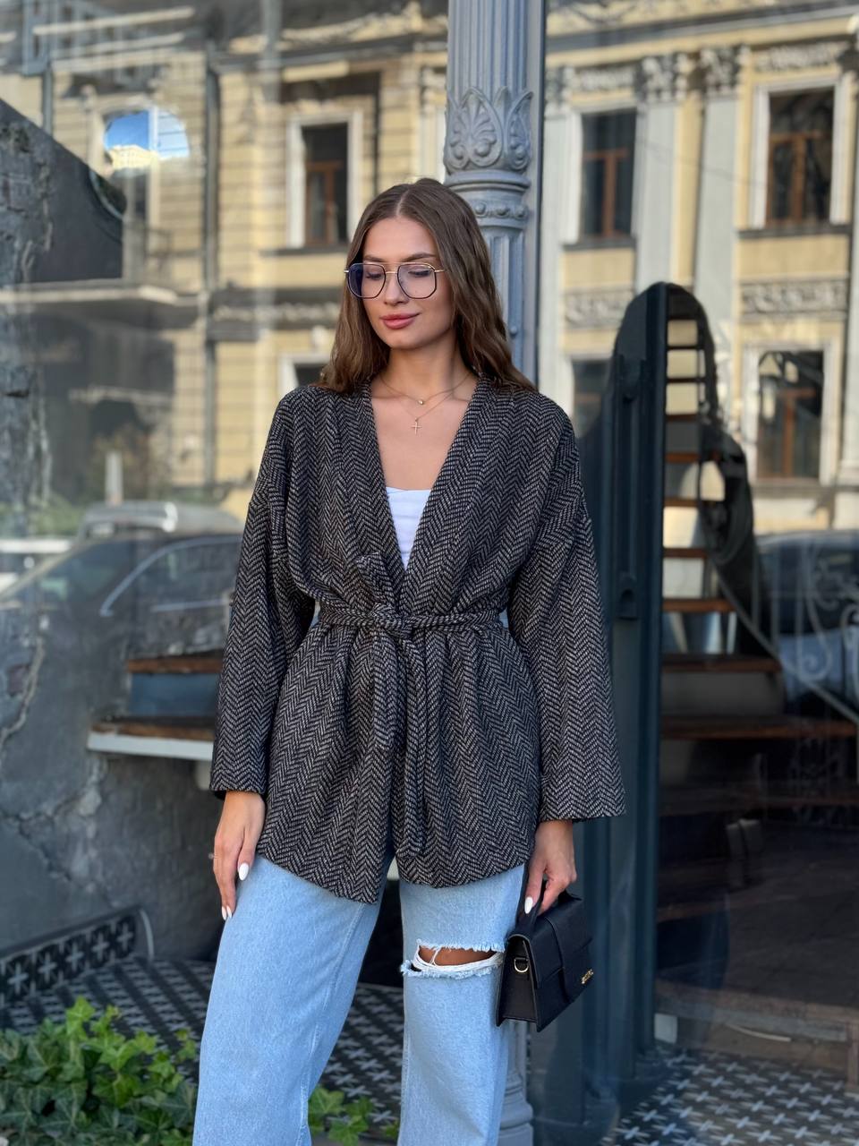 Знижки кардіган альпака
Наймодніший в сезоні Кардіган на запах,з карманами,
Артикул: GARNA-911957