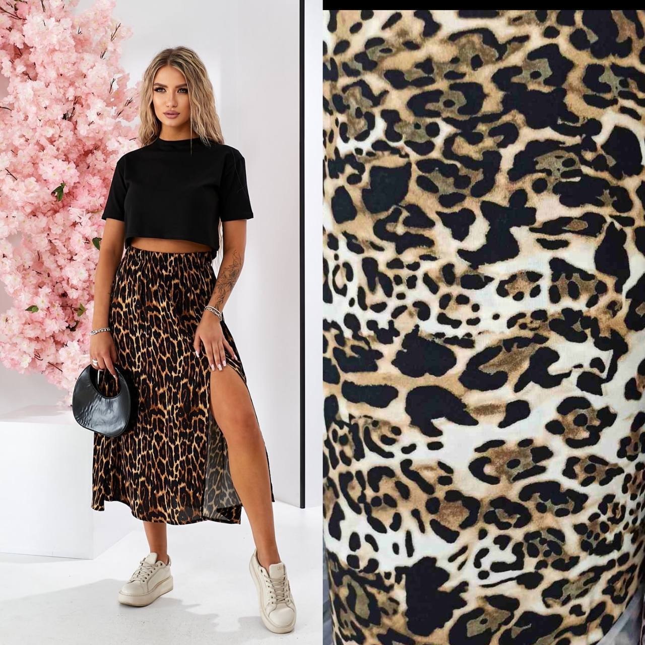 Спідниця штапель
Трендова спідниця лео
Опис :  спідниця  на резинці, з високоякісного турецького штапеля
Довжина 80-82 
 Тканина:  турецький штапель
Артикул: GARNA-658603